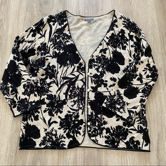 Ann Taylor Sweaters - ⭐️3/$25 Ann Taylor Petites Cashmere Silk Blend 3/4 Sleeve Cardigan Sz MP
